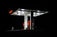 How to Save Fuel When Driving
